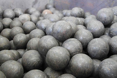 中国 カーボン/合金鋼はセメントの植物のための鋼球GCr15の等級の鋼鉄粉砕の球を造りました サプライヤー