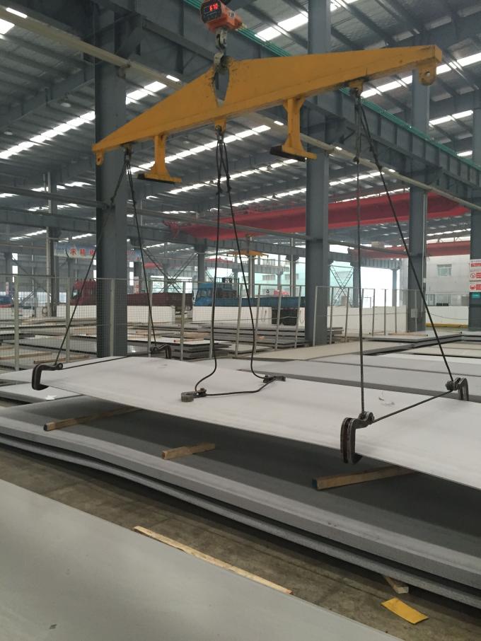 ASTM A240 304のステンレス鋼の鋼板フット サイズ幅4フィートの/容器のための8つの